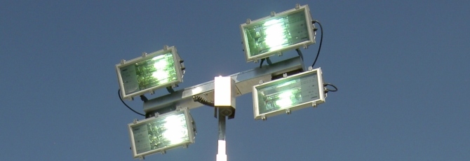 Flutlicht Stromerzeuger als Lichtmastaggregat